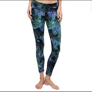 Athletic Leggings / Yoga Pants